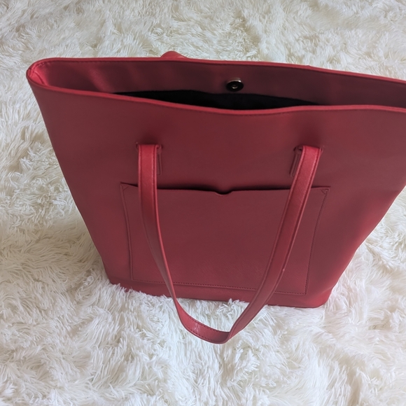 Elegant Red Tote Bag - Picture 6 of 12